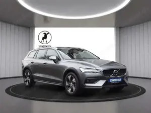 Volvo V60 Cross Country V60 CROSS COUNTRY AWD+GARANTIE+BLIS+AHK+1.HAND Bild 2