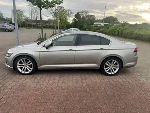 Volkswagen Passat Highline BMT/Start-Stopp