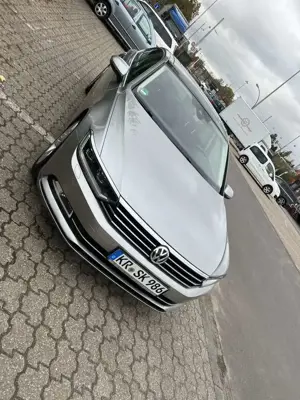 Volkswagen Passat Highline BMT/Start-Stopp Bild 2