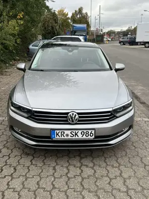 Volkswagen Passat Highline BMT/Start-Stopp Bild 3