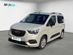 Opel Combo - e Elegance