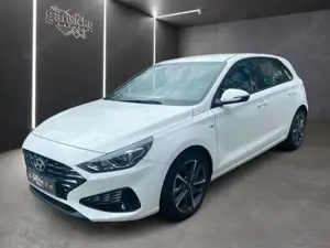Hyundai i30 1.5 T-GDI Hybrid Trend