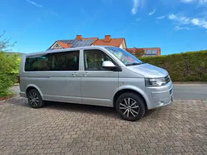 Volkswagen T5 Caravelle Transporter T5 TDI (BiTDI) 4MOTION Lang 4MOTION Comfortline