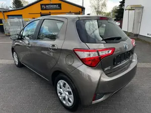 Toyota Yaris Hybrid Comfort