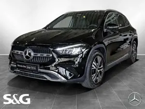 Mercedes-Benz GLA 180 d PANO+TOTWINKEL+SPURHALTE+KEYLESS+18"