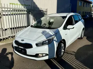 Kia Ceed SW / cee'd SW 1.4 CRDi 90 Vision 159.228 KM Carplay Kamera
