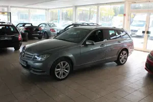 Mercedes-Benz C 200 C T-Modell C 200 T CGI BlueEfficiency