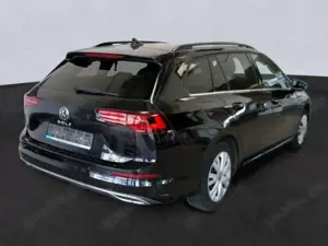 Volkswagen Golf VIII Var. 1.5 eTSI STYLE DSG AHK*Matrix*RFK Bild 5