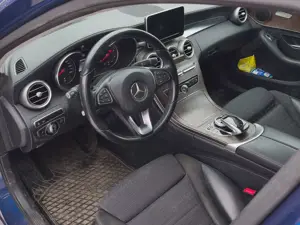 Mercedes-Benz C 220 Bild 4