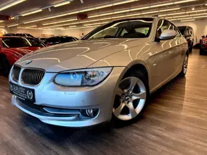 BMW 325 i Coupe Autom Klima Xenon Leder 1A