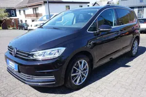 Volkswagen Touran Comfortline Automatik Kamera;LED;17 Zoll