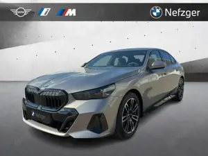 BMW 520 d xDrive Lim. M Sport HiFi-HK HUD LED