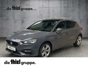 SEAT Leon FR 1.5 eTSI DSG PANO+AHK+LED+ACC