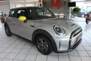 MINI Cooper S E - Automatik-LED-Navi-ACP-DigiatlTacho Bild 4