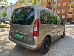 Citroen Berlingo Kombi Selection/68TKM/GEPFLEGT/AUTOMATI Bild 4
