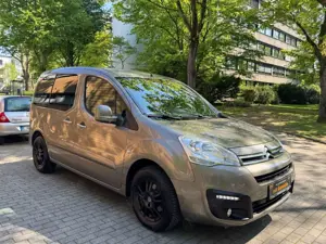 Citroen Berlingo Kombi Selection/68TKM/GEPFLEGT/AUTOMATI Bild 3