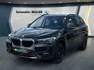 BMW X1 20 d xDrive Sport Line AHK-abnehmbar Navi LED Blen