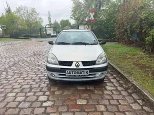 Renault Clio Clio  5-Türer 1.2 16V Confort Authentique Bild 2