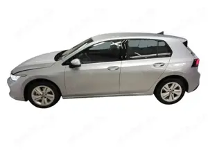 Volkswagen Golf Life 1.5 TSI ACC KlimaA LED LM PDC SHZ Bild 2