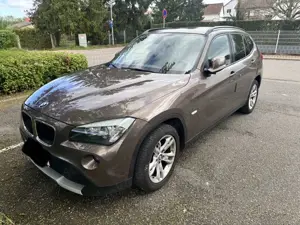 BMW X1 xDrive20d Aut. AHK Bi-Xenon Led