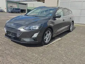Ford Focus Cool Klima AHK Fondtönung Navi 1.Hd Shz ZV