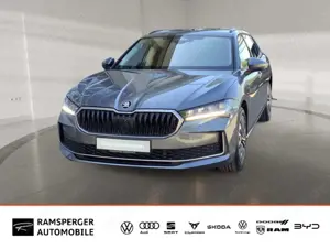 Skoda Superb Combi 2.0 TDI DSG Selection AHK ACC LED N