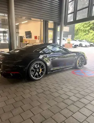 Porsche 992 911 Turbo S Bild 2
