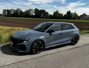 Audi RS3 Sportback Kemora Leder Pano MXB RS-AGA 5 J. Gar.