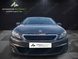 Peugeot 308 SW 1.2 131PS/NAVI/PANO/KLIMA/TEMP/SHZ/CAM/BT Bild 2