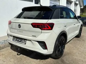 Volkswagen T-Roc R-Line Black 2.0 TSI DSG 4x4 NAVI ACC AHK Bild 4