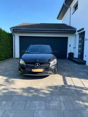 Mercedes-Benz A 180 d 7G-DCT Urban