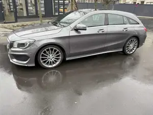 Mercedes-Benz CLA 180 Shooting Brake 7G-DCT AMG Line