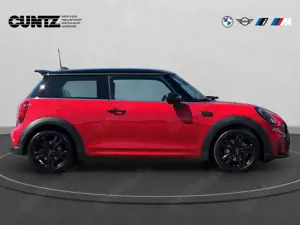 MINI Cooper 3-Türer JCW Trim DrivingAssist JCW-Aerodynamik-Kit Bild 4
