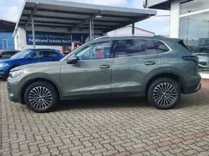 Volkswagen Tiguan TDI DSG Elegance 4M Matrix 360° AHK Leder Pano Bild 2