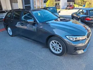 BMW 320 d Touring  Advantage