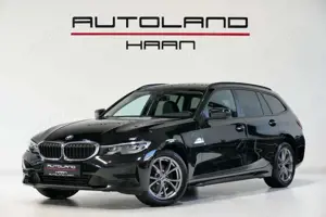 BMW 320 d Advantage*Navi*Leder*Cockpit/Prof*360°*AHK