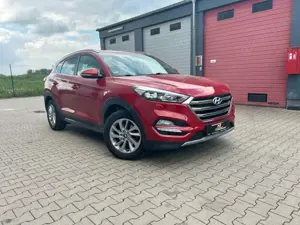 Hyundai TUCSON bLUE Style 2WD 1H.Navi/Kamera/XENON AHK