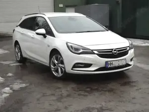 Opel Astra SpT 1.6 D On NAV+LED+AHK+PP+KAMERA+17ZOLL