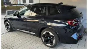 BMW iX3 M Sport Impressive + 20’ Winterr 843 Bicolor