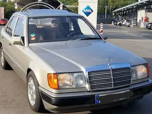 Mercedes-Benz E 230 E-Klasse