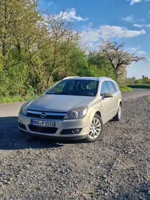 Opel Astra 1.9 CDTI Caravan DPF Edition