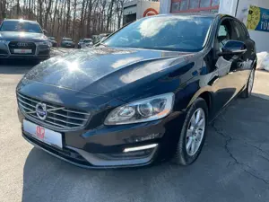 Volvo V60 Kombi 2.0 D3 Autom. AHK Navi Klima SHZ