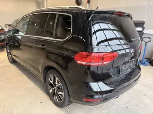 Volkswagen Touran 1,5TSI DSG People AHK NAV Easy OpenClose Bild 4