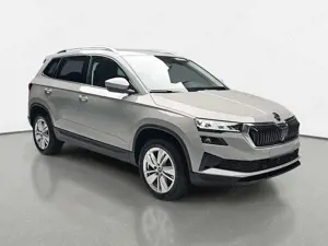 Skoda Karoq KAROQ 1.5 TSI DSG SELECTION LED ACC AHK Bild 3