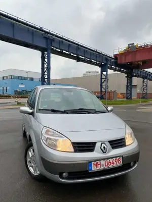 Renault Scenic II 1.6 16V Dynamique/Automatik Bild 4