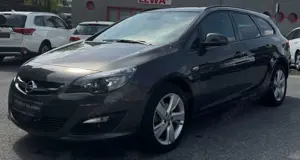 Opel Astra J Sports Tourer Style SHZ+WKR+BT+PDC+AC+TM
