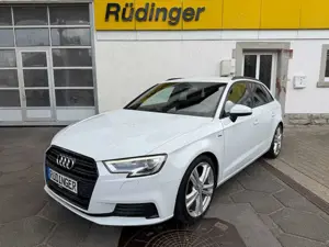 Audi A3 Sport SLINE XENON *AHK SCHWENK.* PDC DAB+ NAVI