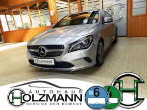 Mercedes-Benz CLA 180 CLA 180 7G-DCT SB Urban Mopf/Kamera/Navi/elek.He