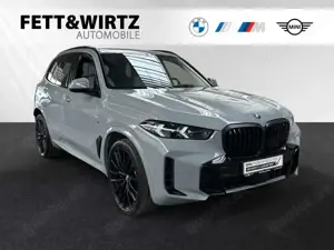 BMW X5 xDrive50e M Sport Pro|AHK|Pano|22"LMR