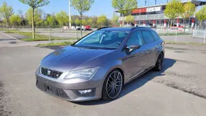 SEAT Leon ST FR 2.0 Automatik Navi Pano***